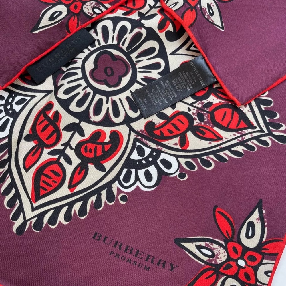 Authentic Burberry Scarf - Picture 1 of 12